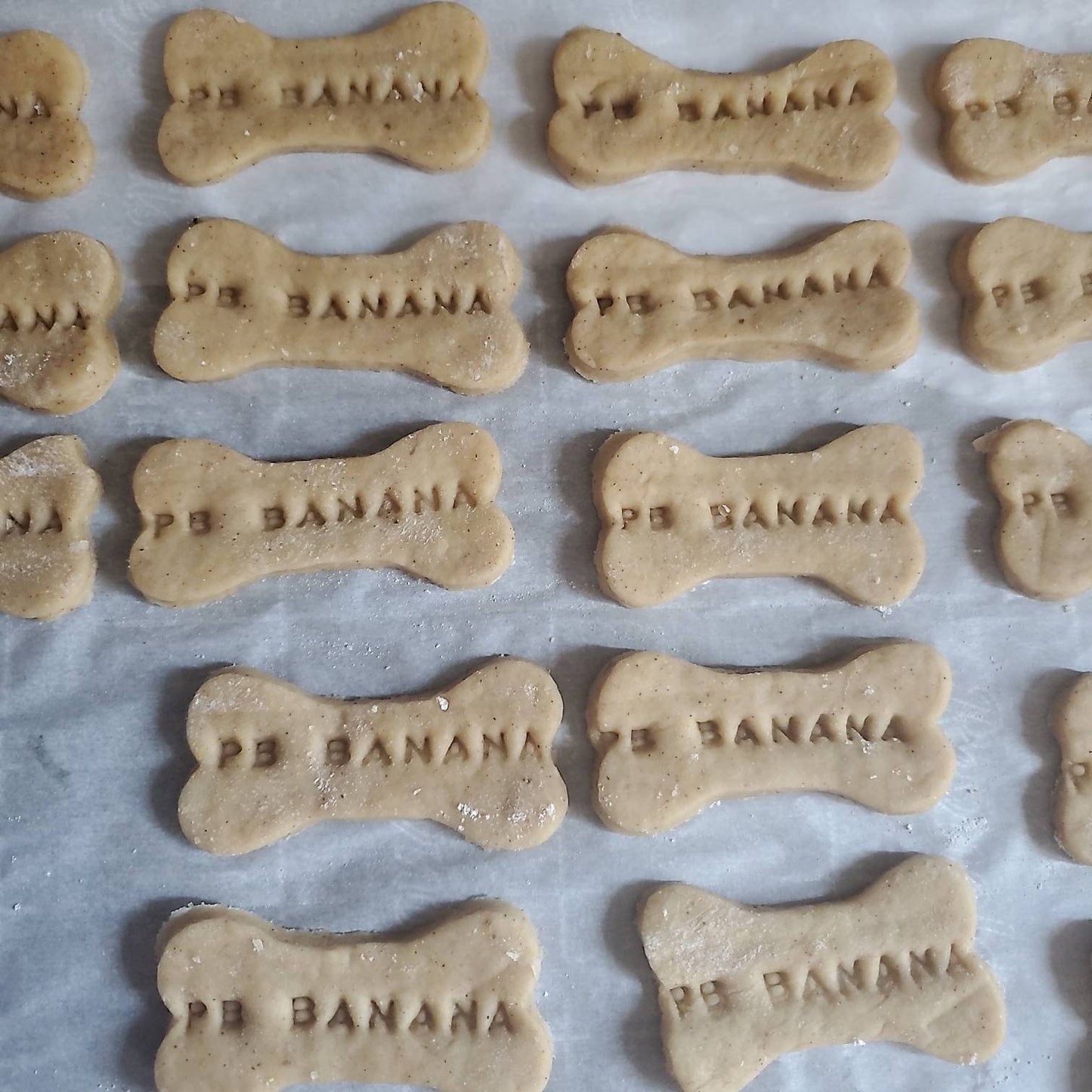 Peanut butter banana dog treats- peanut butter dog treats- Banana dog treats- Organic dog treats- Artisan dog treats